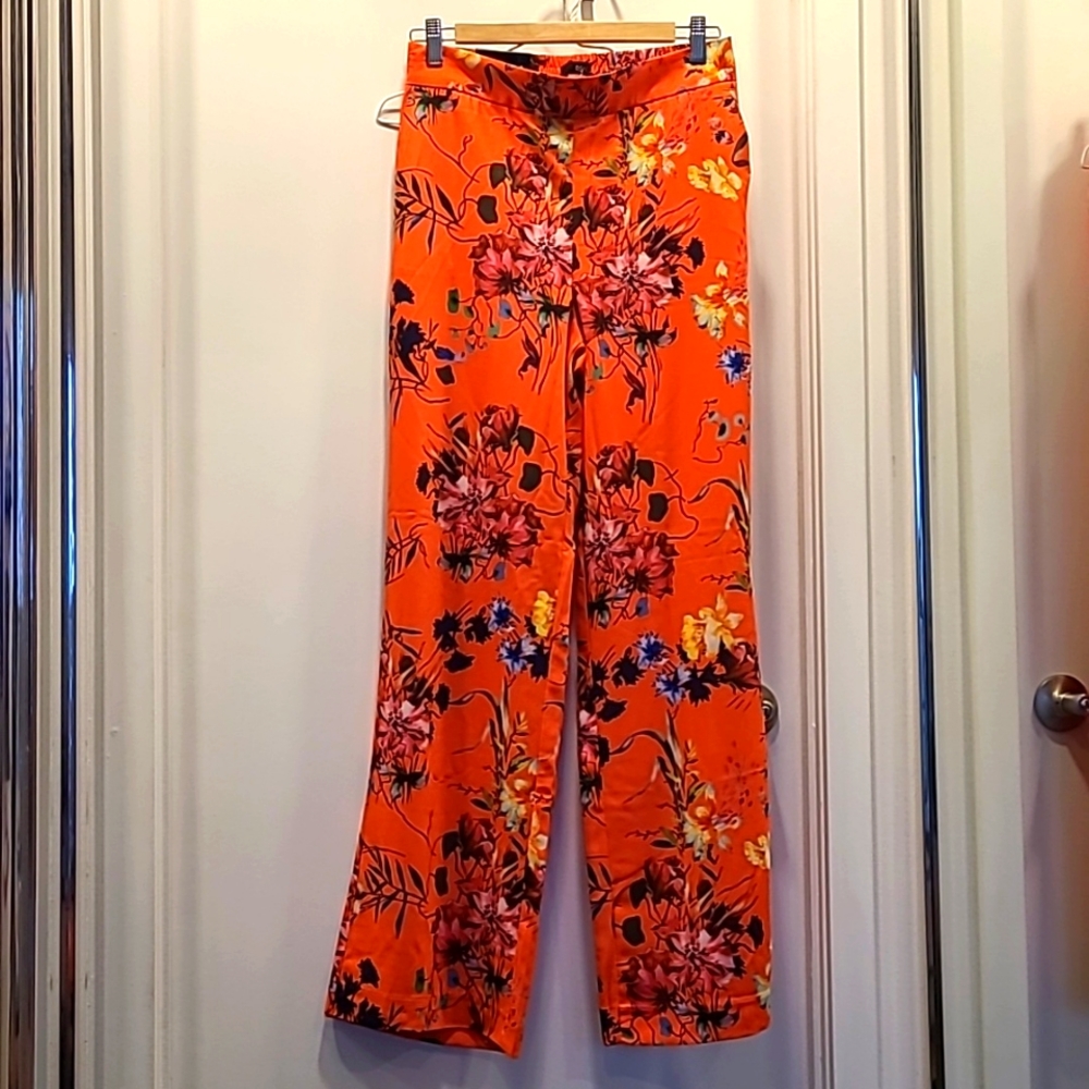 NWT - Renuar s.4 pants